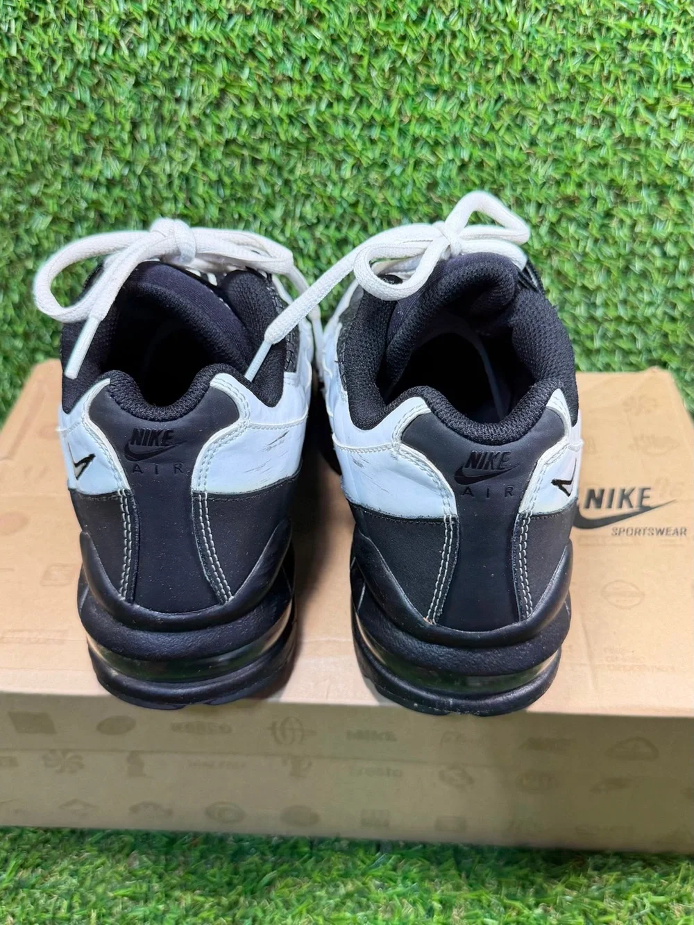 Nike Air Max 95 GS Black White Dark Grey 307565-092 Size 5Y Vintage 2012 Shoes
